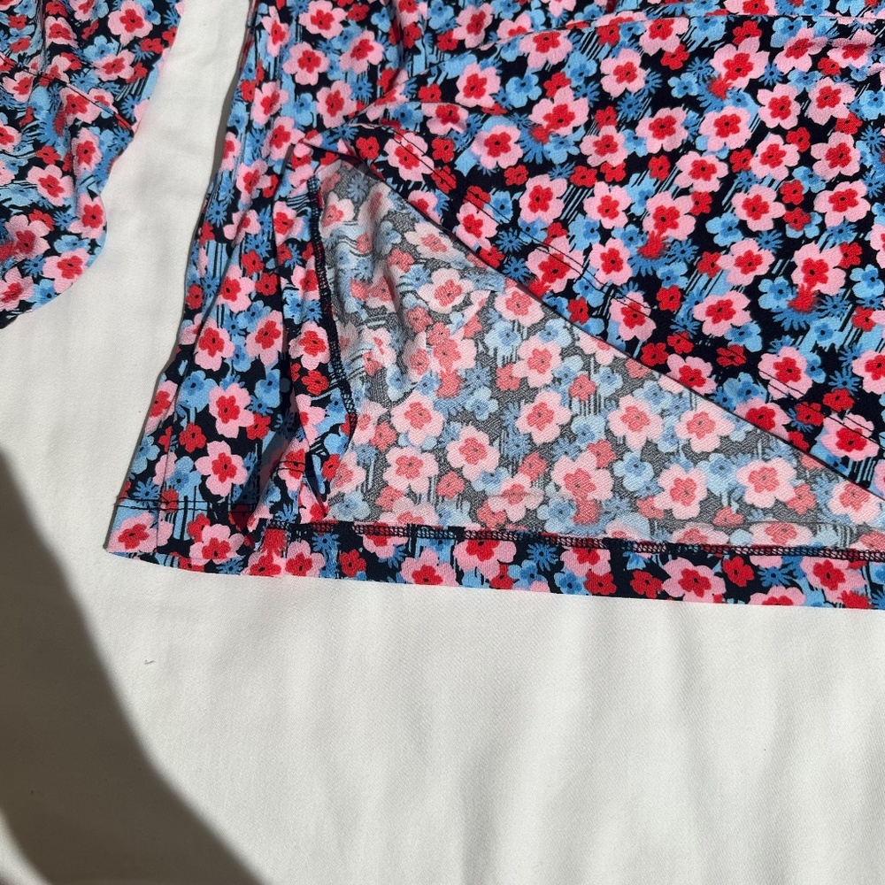 Women Floral blouse XXL - Picture 12 of 13